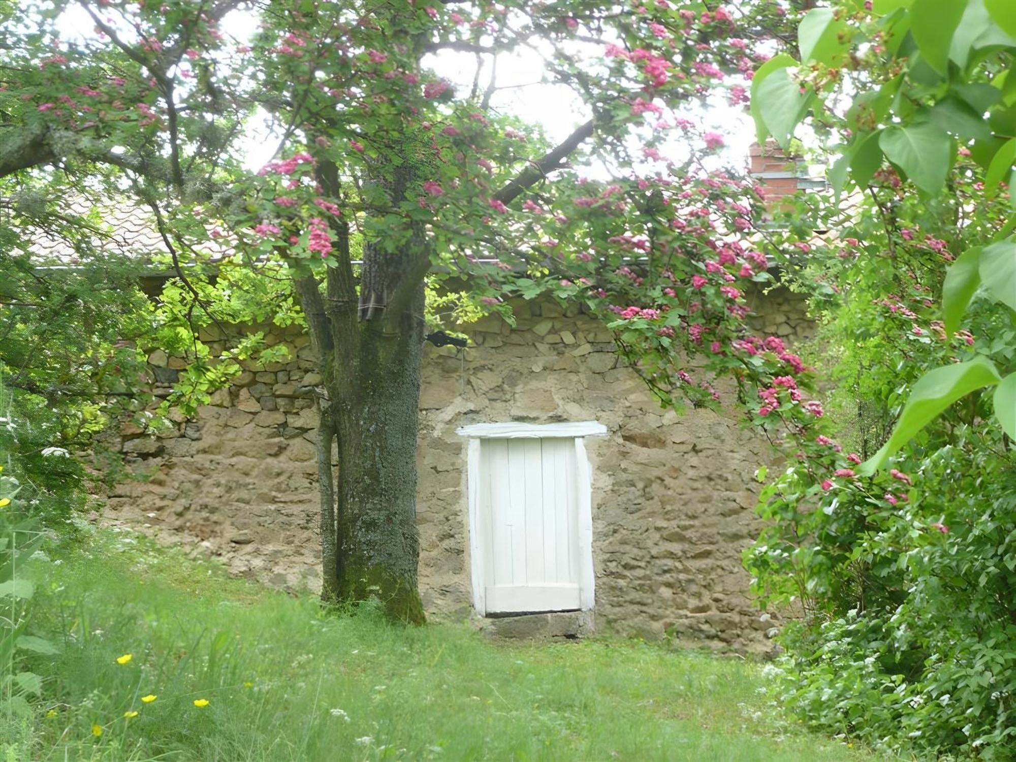 Gite La Grange De L'Effraie Villa Beauzac Eksteriør bilde